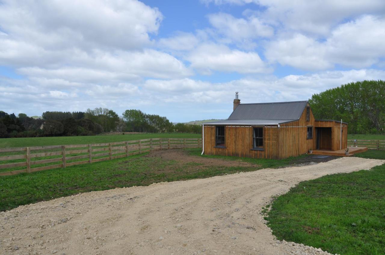 Renagour Cottage - Farmstay With Hot Tub! Уангануй Екстериор снимка